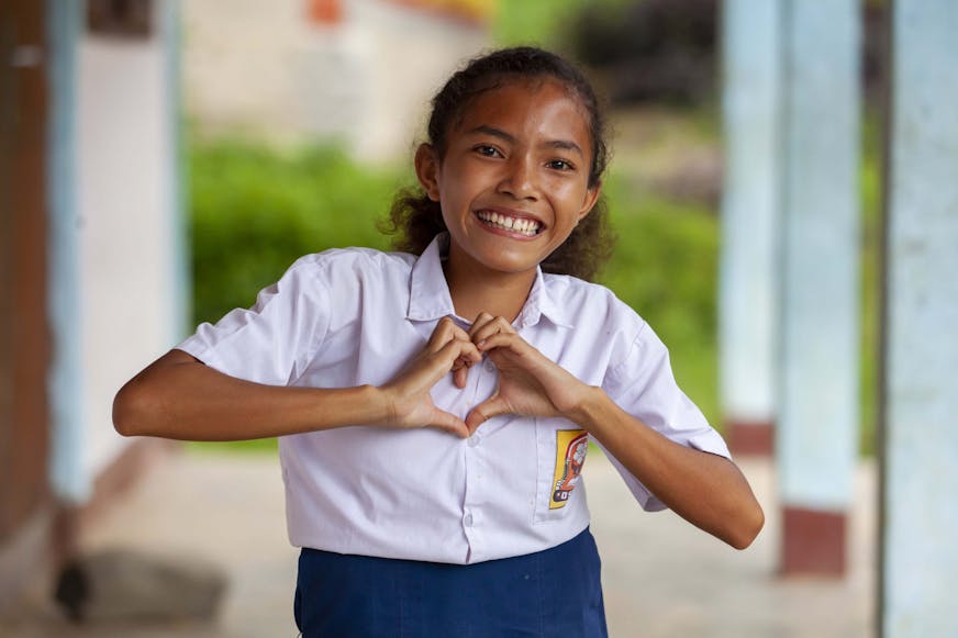 Ice (16) heeft een vergroeide wervelkolom. Samen met haar klasgenoten krijgt ze seksuele voorlichting.