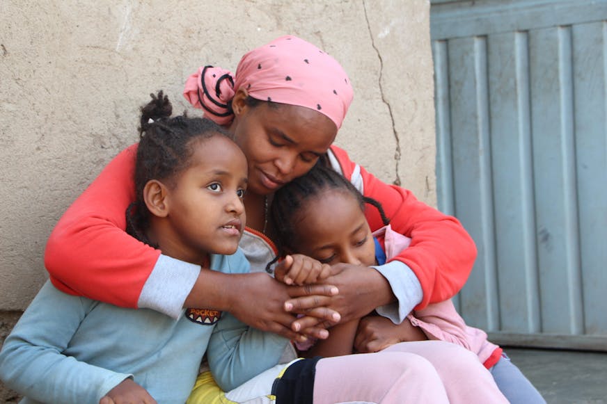 Eden en Behtelehem samen met moeder